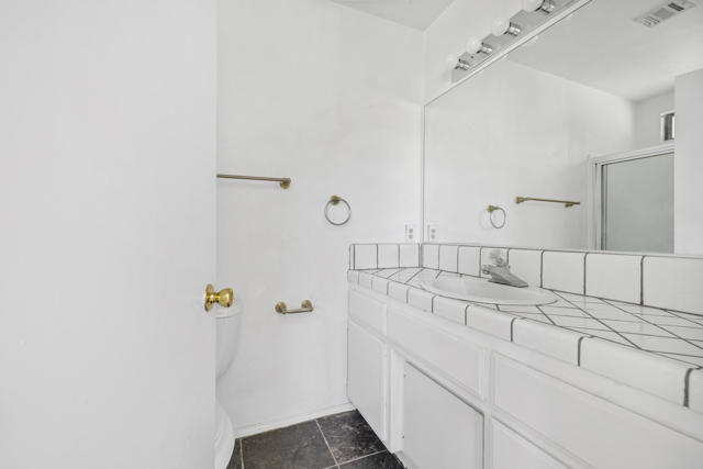 55710 Free Gold Dr Drive, Yucca Valley CA: https://media.crmls.org/mediaz/0b3f3ff0-d89b-416b-95bf-9dc0bd1046a8.jpg