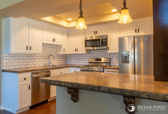 5197 Teton Lane, Ventura CA: https://media.crmls.org/mediaz/0b42107c-68b2-409a-8e1a-c64f3bafa66e.jpg