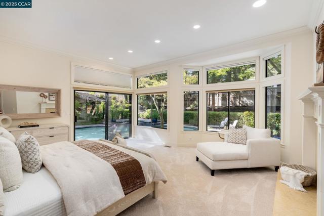 3363 Deer Hollow Drive, Danville CA: https://media.crmls.org/mediaz/0b425f32-4361-4e6b-a634-8db027f4c516.jpg