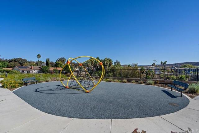 Detail Gallery Image 43 of 49 For 10427 Graphite St, Spring Valley,  CA 91977 - 3 Beds | 2/1 Baths