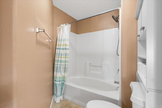 Detail Gallery Image 20 of 51 For 2723 Lake Pointe Dr #231,  Spring Valley,  CA 91977 - 2 Beds | 2 Baths