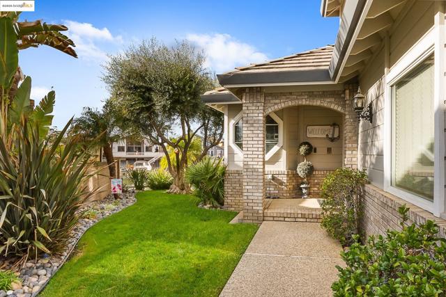 4210 Driftwood Pl, Discovery Bay CA: https://media.crmls.org/mediaz/0b4386de-a25b-4e8b-b669-b94191c7b862.jpg