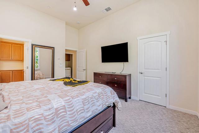 361 W Evelyn Avenue, Mountain View CA: https://media.crmls.org/mediaz/0b4389b0-de76-4e12-90ee-3d9bbc421bf9.jpg