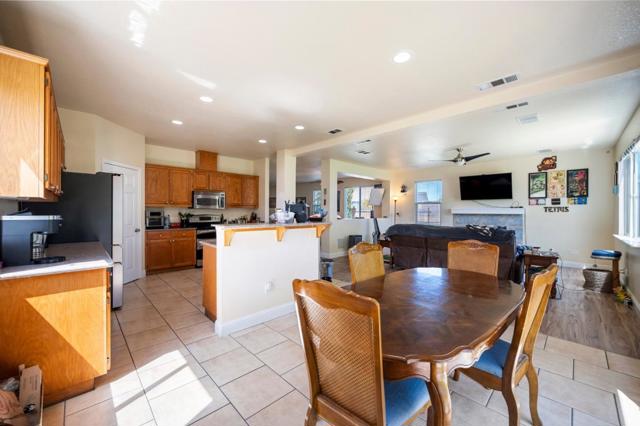 3645 Yacht Drive, Discovery Bay CA: https://media.crmls.org/mediaz/0b440341-5ce5-4335-a05b-fdc33f96f7d9.jpg