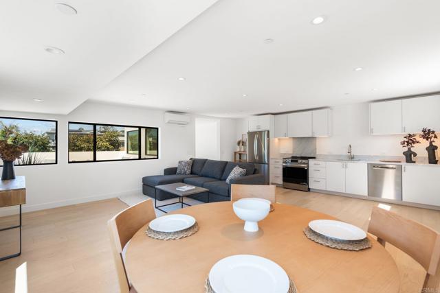 Image 40 of 58 For 2052 Montgomery Avenue