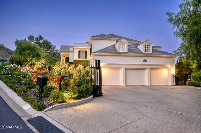 508 W Stafford Road, Thousand Oaks CA: https://media.crmls.org/mediaz/0b451183-439d-4036-8848-2506a22b0ef2.jpg