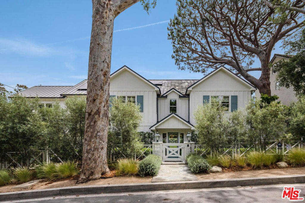 782 Ranch Lane
