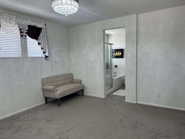1390 SANTA VICTORIA Rd, Chula Vista CA: https://media.crmls.org/mediaz/0b458edc-a6aa-427a-83fa-e52dc89dbecd.jpg