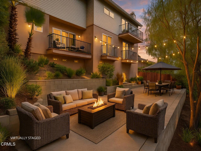 1300 Blue Hill Road, Los Angeles CA: https://media.crmls.org/mediaz/0b45a557-62bc-4dfc-b56f-173ed4a55f4a.jpg