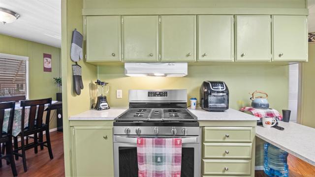 Detail Gallery Image 4 of 22 For 2700 E Valley Parkway #315,  Escondido,  CA 92027 - 3 Beds | 2 Baths