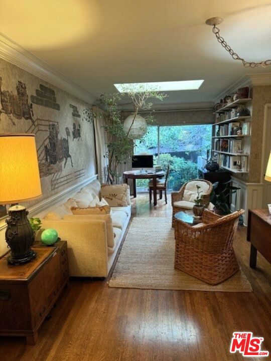 168 N Wetherly Drive, Beverly Hills CA: https://media.crmls.org/mediaz/0b46fc5c-4843-42c6-abb9-88f85ee1b87e.jpg