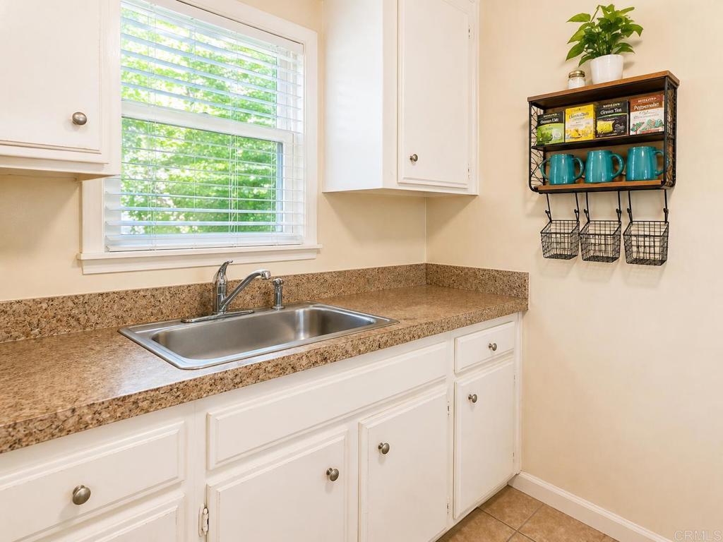 3211 Menlo - photo 4