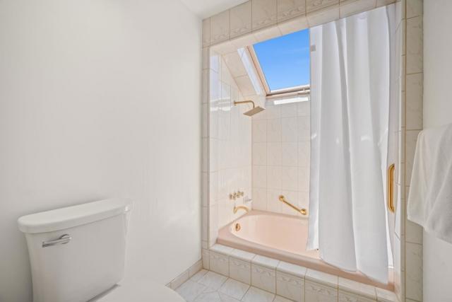 354 Port Royal Avenue, Foster City CA: https://media.crmls.org/mediaz/0b489443-4e13-4bd7-8444-8fdbe07d3d7e.jpg