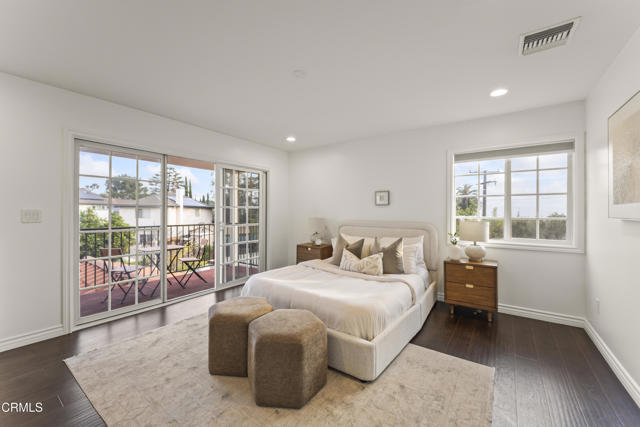 Detail Gallery Image 23 of 33 For 4608 La Crescenta Ave, La Crescenta,  CA 91214 - 5 Beds | 4 Baths