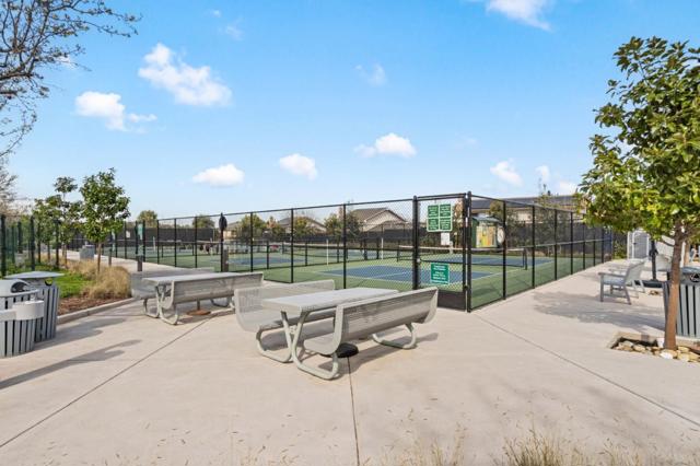 5092 Cribari Place, San Jose CA: https://media.crmls.org/mediaz/0b48b1de-ed1a-48da-9096-ce4ff1164cd7.jpg