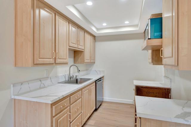465 Fourth Ave, Chula Vista CA: https://media.crmls.org/mediaz/0b4b9722-4d44-4d1a-85d8-6cc23a306e4a.jpg