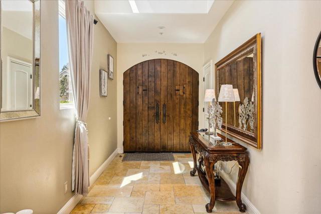 17666 Winding Creek Road, Salinas CA: https://media.crmls.org/mediaz/0b4bc74d-998e-4473-b063-200a17ea27f2.jpg