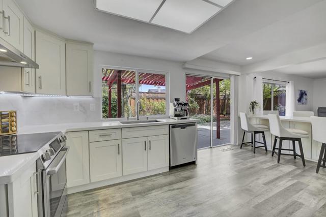 Image 11 of 44 For 6108 Geronimo Drive