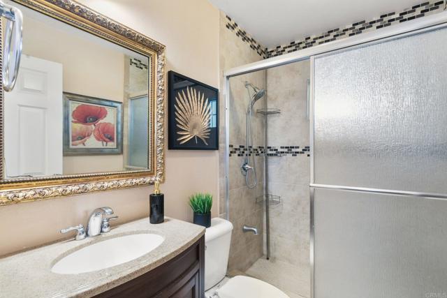 Detail Gallery Image 14 of 35 For 10496 Celestial Waters Dr, Spring Valley,  CA 91977 - 4 Beds | 3 Baths