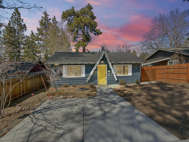 40110 Highland Road, Big Bear CA: https://media.crmls.org/mediaz/0b4c79d5-845d-475c-bcc0-c2e06464e225.jpg