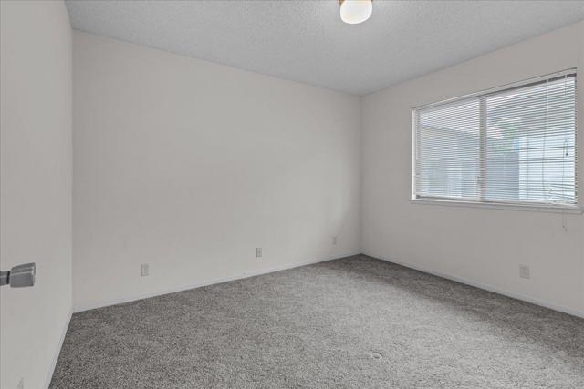 1575 Sepulveda Drive, Salinas CA: https://media.crmls.org/mediaz/0b4d8183-4350-467a-87f2-920e90d509cc.jpg