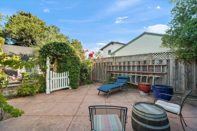 503 Van Ness Avenue, Santa Cruz CA: https://media.crmls.org/mediaz/0b4dc27c-c51e-4f92-87c0-716d8f7ea6b9.jpg