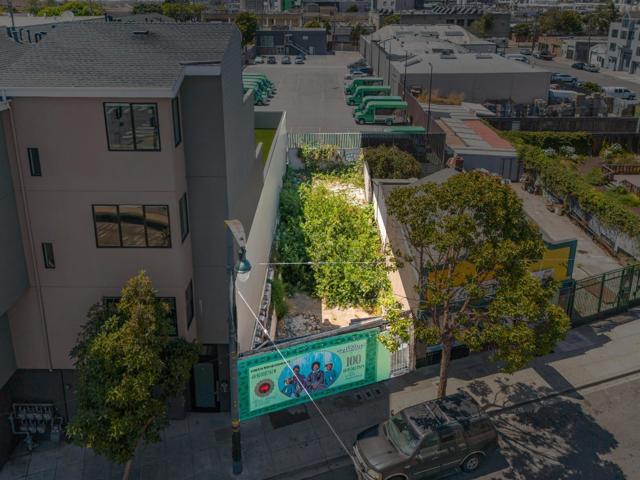 4128 3rd Street, San Francisco CA: https://media.crmls.org/mediaz/0b4ddbad-2409-4a56-9a49-83379beaa7e8.jpg