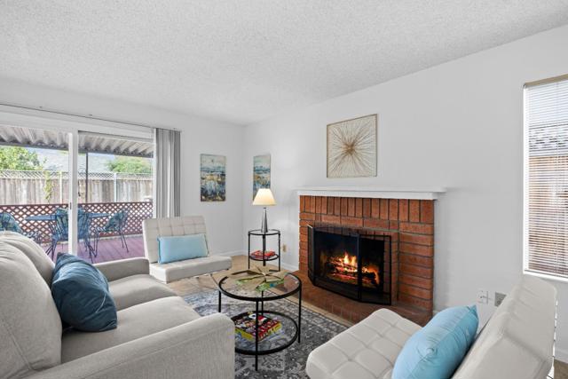 515 Fontanelle Court, San Jose CA: https://media.crmls.org/mediaz/0b4f67aa-8c4b-4986-974d-394a2b73760b.jpg