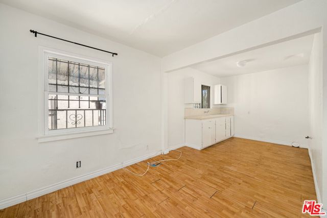 414 N Ditman Avenue, Los Angeles CA: https://media.crmls.org/mediaz/0b501adc-d76f-4f45-9981-bddd14c51083.jpg