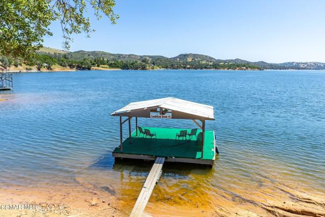 6545 Nacimiento Shores Road, Bradley CA: https://media.crmls.org/mediaz/0b522040-ee69-40d4-bbd2-f4bcf4413ac0.jpg