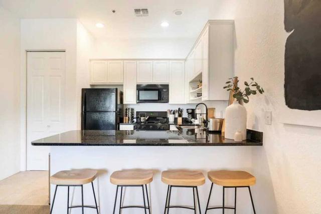 50740 Santa Rosa Plaza, La Quinta CA: https://media.crmls.org/mediaz/0b52292e-c778-4bcb-a3b5-cf9668371680.jpg