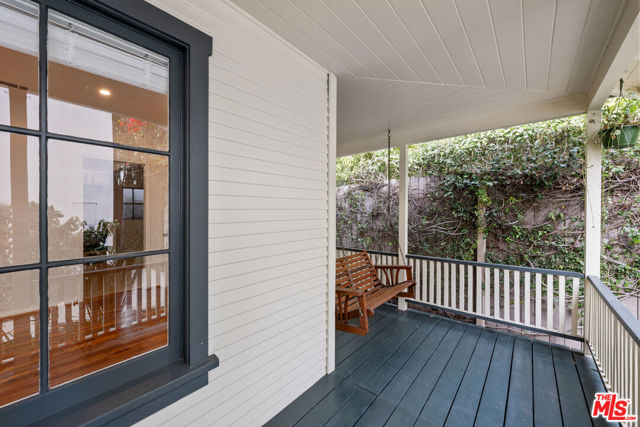 551 Westmount Drive, West Hollywood CA: https://media.crmls.org/mediaz/0b52c30d-dd90-4869-b9a9-92d7dbb93744.jpg