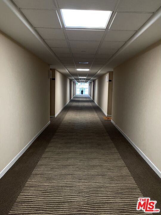 600 W 9th Street, Los Angeles CA: https://media.crmls.org/mediaz/0b53e97e-3b8d-4716-9ff4-dd62c11783a8.jpg