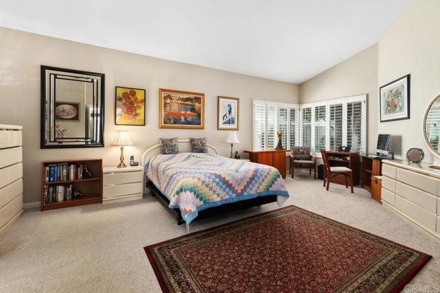 4964 Poseidon Way, Oceanside CA: https://media.crmls.org/mediaz/0b5472c5-d889-4959-906c-35a63165b67d.jpg