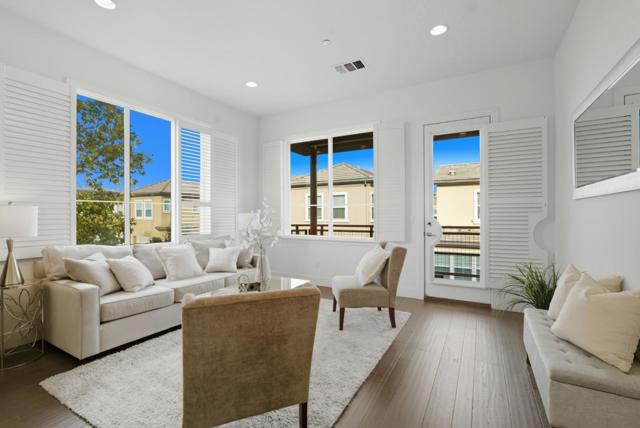 528 Odyssey Lane, Milpitas CA: https://media.crmls.org/mediaz/0b54c970-f58e-48be-9ea6-7c697288278f.jpg