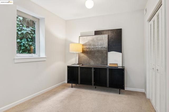 Image 37 of 53 For 1297 Sunnyhills Rd