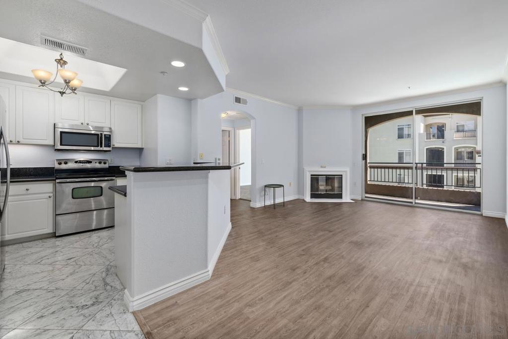 9263 Regents - photo 2