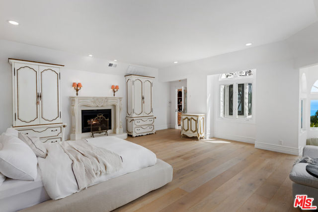 Drew Fenton | 27931 Winding Way Malibu CA | MLS: 7495523