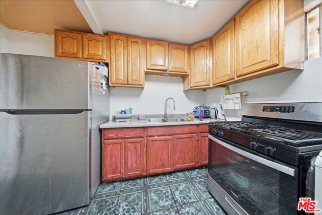 4451 Crocker Street photo 4