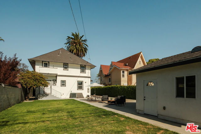 2907 Halldale Avenue, Los Angeles CA: https://media.crmls.org/mediaz/0b5880c9-fb20-45a7-9da0-db770754b61d.jpg