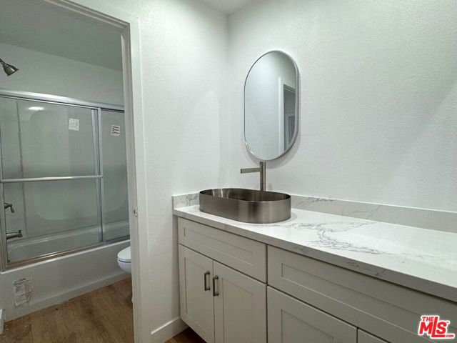 8601 International Avenue, Canoga Park CA: https://media.crmls.org/mediaz/0b588751-44b0-479b-a3bc-cb8bb8c7e1f2.jpg