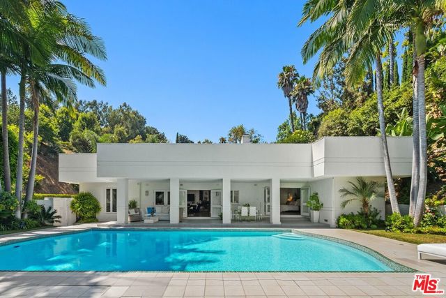 1166 San Ysidro Drive, Beverly Hills, California 90210, 5 Bedrooms Bedrooms, ,3 BathroomsBathrooms,Single Family Residence,For Sale,San Ysidro,24421677