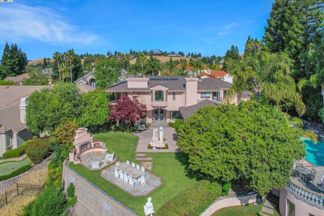4478 Deer Ridge Road, Danville CA: https://media.crmls.org/mediaz/0b5ad463-72f8-46e8-89da-51044fd1286e.jpg