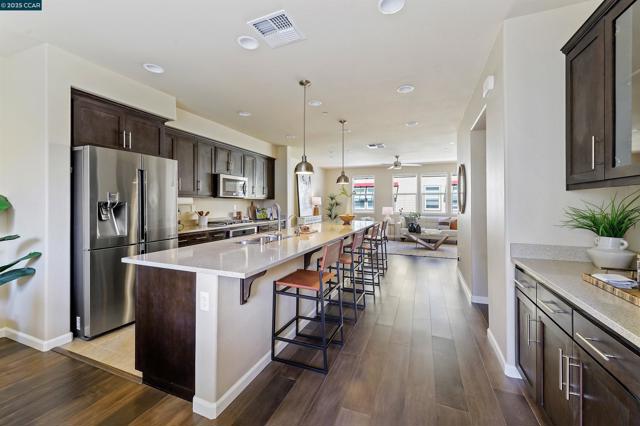 5637 Melodia Cir, Dublin CA: https://media.crmls.org/mediaz/0b5b2ff3-dfe1-4bc4-a346-d9e87481e119.jpg