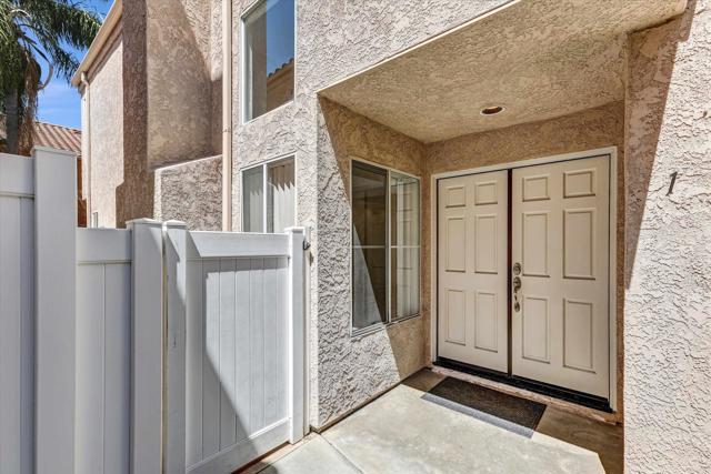 Detail Gallery Image 5 of 31 For 1374 Serena Circle #1,  Chula Vista,  CA 91910 - 3 Beds | 2/1 Baths