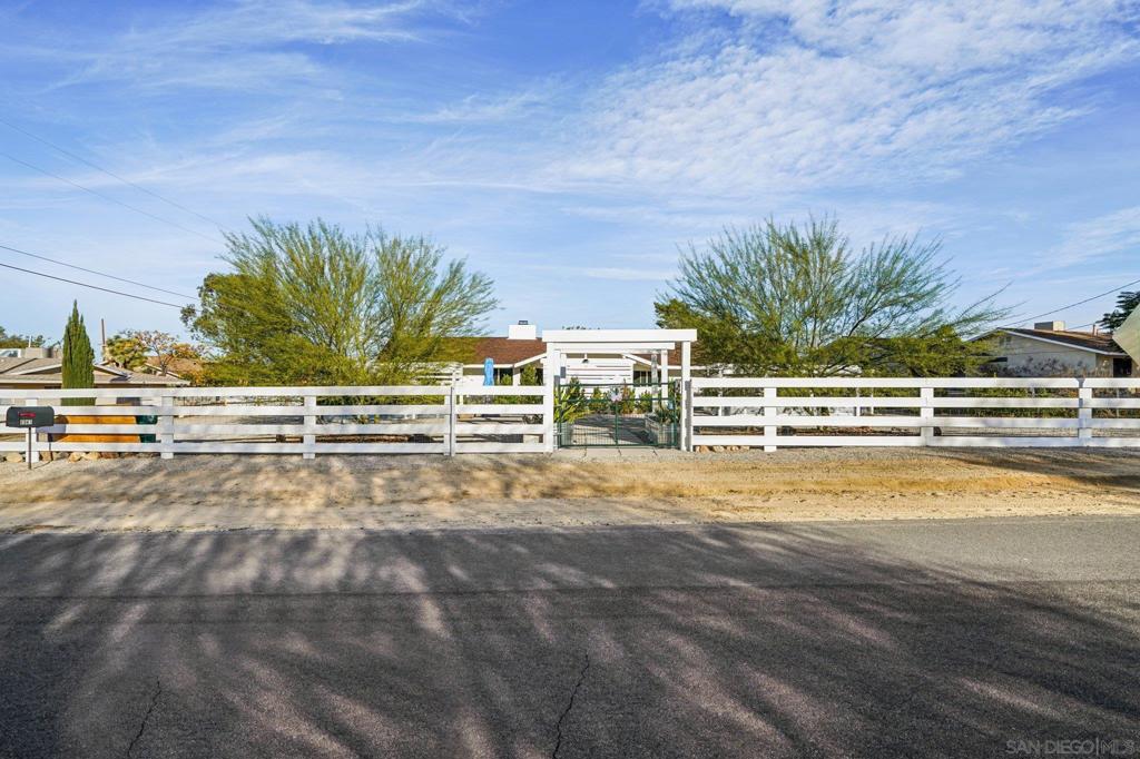 MLS #250043633SD image #41