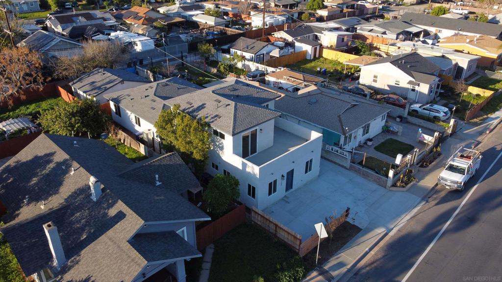 752 9th Ave - photo 15