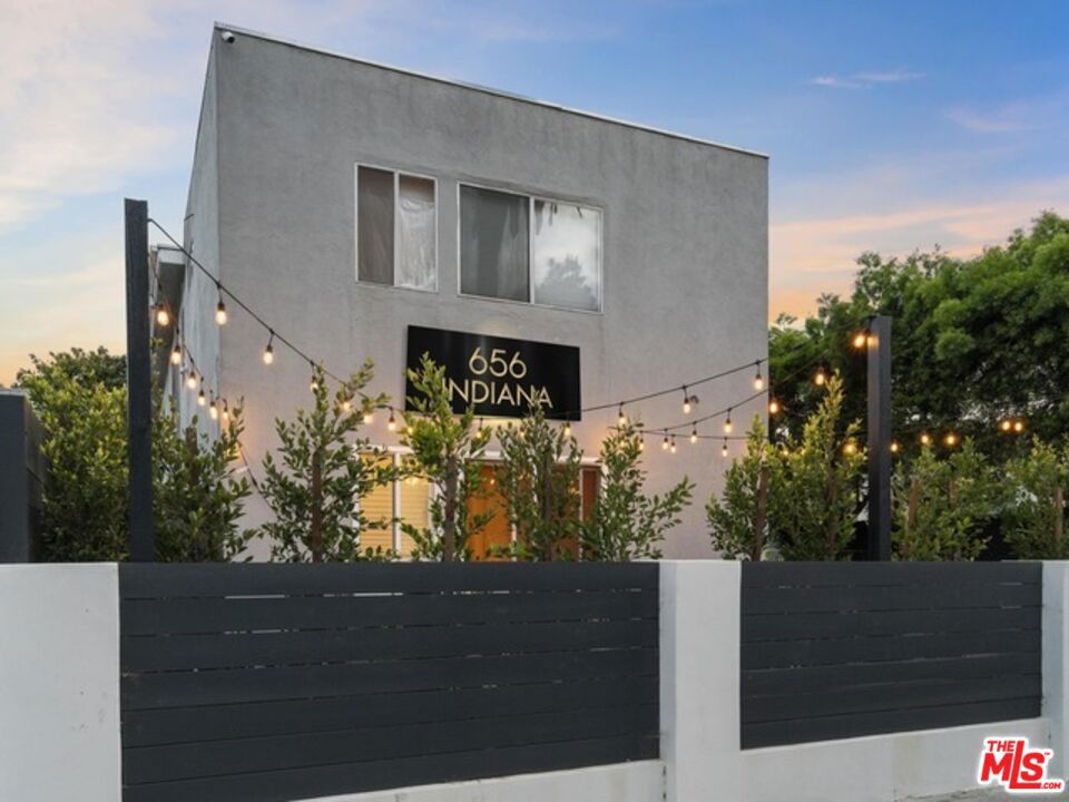 656 Indiana Avenue, Venice, CA 90291