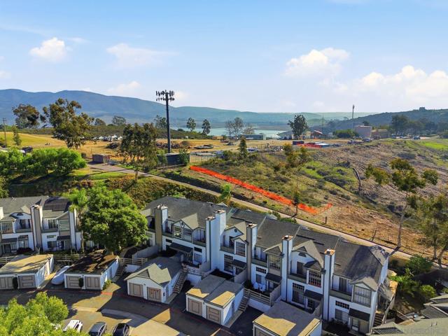 8753 Spring Canyon Drive, Spring Valley CA: https://media.crmls.org/mediaz/0b5c9248-4c89-43e4-af0a-fa49511408d8.jpg