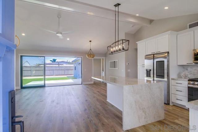 1149 Connecticut, Imperial Beach CA: https://media.crmls.org/mediaz/0b5ca6fe-931f-41ba-a23a-9d54bf151964.jpg